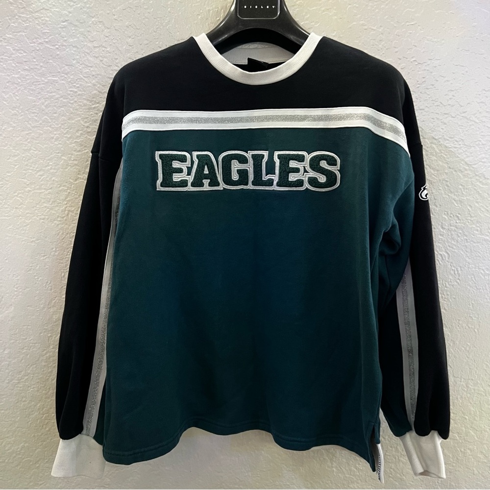 Eagles women’s Black and Green Sweater NFL
